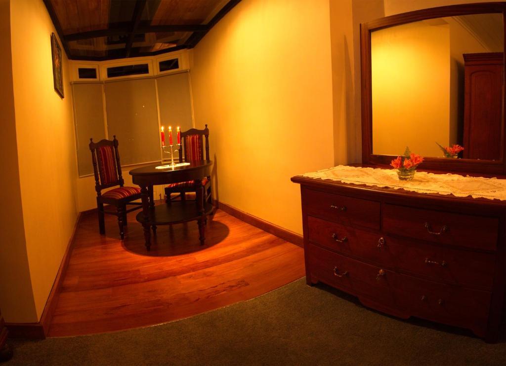 The Firs Villa Nuwara Eliya Kamer foto