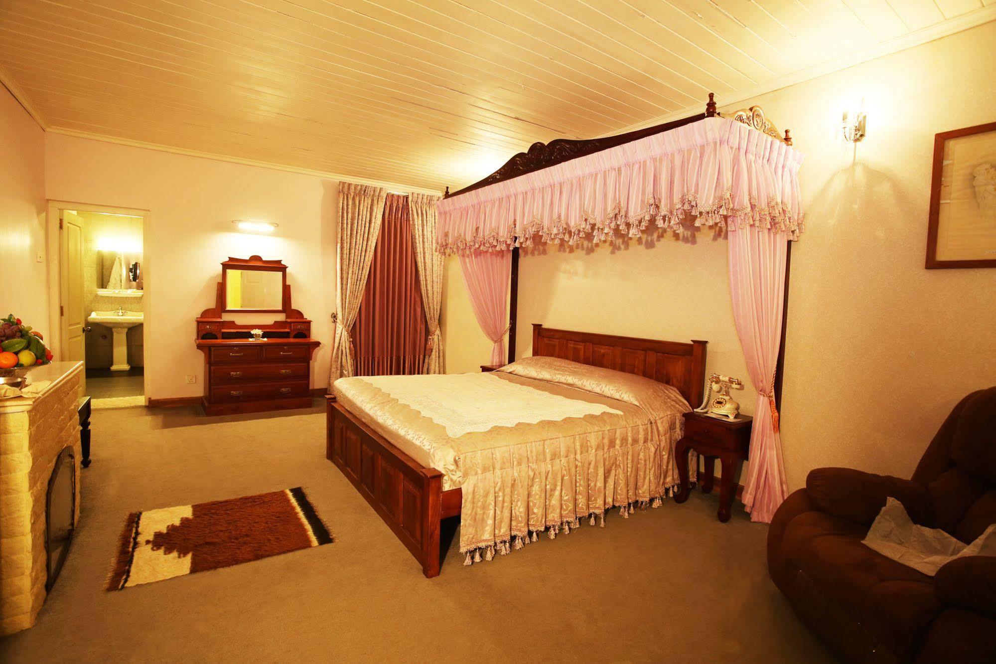 The Firs Villa Nuwara Eliya Buitenkant foto