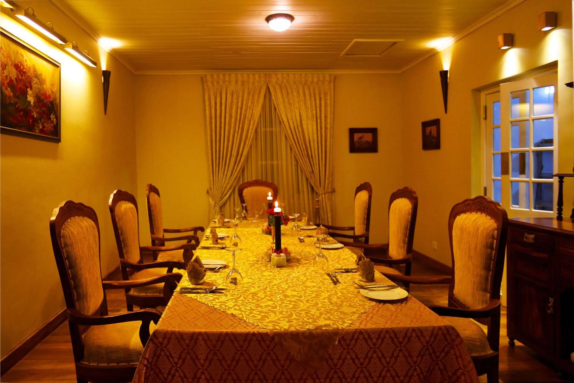 The Firs Villa Nuwara Eliya Buitenkant foto